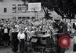 Standbild Kinder Fingerabdrücke United States USA, 1936, aus Sekunde 32 historischem Filmmaterial Videoclip 65675031193