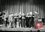 Immagine di Humorists United States USA, 1945, secondo 22 filmato di repertorio 65675031225