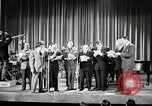 Immagine di Humorists United States USA, 1945, secondo 25 filmato di repertorio 65675031225