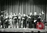 Immagine di Humorists United States USA, 1945, secondo 37 filmato di repertorio 65675031225