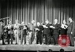 Immagine di Humorists United States USA, 1945, secondo 47 filmato di repertorio 65675031225