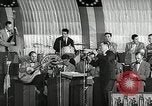 Immagine di Benny Goodman New York City USA, 1943, secondo 32 filmato di repertorio 65675031226