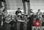 Immagine di Benny Goodman New York City USA, 1943, secondo 34 filmato di repertorio 65675031226