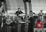 Immagine di Benny Goodman New York City USA, 1943, secondo 40 filmato di repertorio 65675031226