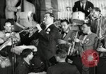 Immagine di Benny Goodman New York City USA, 1943, secondo 44 filmato di repertorio 65675031227