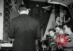 Immagine di Benny Goodman New York City USA, 1943, secondo 12 filmato di repertorio 65675031229