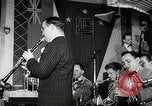 Immagine di Benny Goodman New York City USA, 1943, secondo 25 filmato di repertorio 65675031229