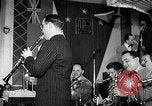 Immagine di Benny Goodman New York City USA, 1943, secondo 26 filmato di repertorio 65675031229
