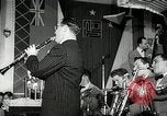 Immagine di Benny Goodman New York City USA, 1943, secondo 40 filmato di repertorio 65675031229