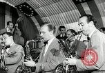 Immagine di Benny Goodman New York City USA, 1943, secondo 48 filmato di repertorio 65675031229