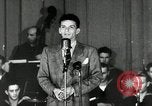 Immagine di Frank Sinatra New York City USA, 1943, secondo 7 filmato di repertorio 65675031231