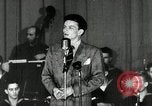 Immagine di Frank Sinatra New York City USA, 1943, secondo 8 filmato di repertorio 65675031231