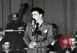 Immagine di Frank Sinatra New York City USA, 1943, secondo 15 filmato di repertorio 65675031231