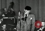 Immagine di Frank Sinatra New York City USA, 1943, secondo 24 filmato di repertorio 65675031231