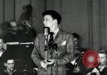 Immagine di Frank Sinatra New York City USA, 1943, secondo 27 filmato di repertorio 65675031231