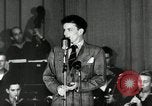 Immagine di Frank Sinatra New York City USA, 1943, secondo 29 filmato di repertorio 65675031231