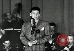 Immagine di Frank Sinatra New York City USA, 1943, secondo 34 filmato di repertorio 65675031231