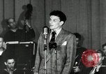 Immagine di Frank Sinatra New York City USA, 1943, secondo 51 filmato di repertorio 65675031231