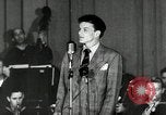 Immagine di Frank Sinatra New York City USA, 1943, secondo 53 filmato di repertorio 65675031231