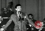 Immagine di Frank Sinatra New York City USA, 1943, secondo 56 filmato di repertorio 65675031231