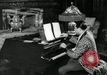 Immagine di Grande del jazz di Duke Ellington suona il pianoforte New York City USA, 1943, secondo 32 filmato di repertorio 65675031232