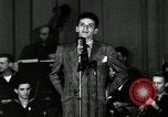 Standbild Frank Sinatra New York City USA, 1943, aus Sekunde 10 historischem Filmmaterial Videoclip 65675031234