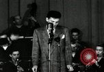Standbild Frank Sinatra New York City USA, 1943, aus Sekunde 23 historischem Filmmaterial Videoclip 65675031234