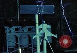 Standbild strukturelle Integrität Tests Utah United States USA, 1978, aus Sekunde 26 historischem Filmmaterial Videoclip 65675031272