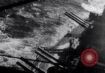 Standbild Pearl Harbor Angriff Pearl Harbor Hawaii USA, 1941, aus Sekunde 62 historischem Filmmaterial Videoclip 65675031299