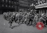 Image des prisonniers alliés Paris France, 1944, de la seconde 14 séquences d'archives historiques vidéo 65675031306
