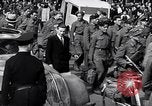 Image des prisonniers alliés Paris France, 1944, de la seconde 30 séquences d'archives historiques vidéo 65675031306