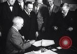 Immagine di Il Presidente Truman saluta i capi di Stato United States USA, 1948, secondo 49 filmato di repertorio 65675031323