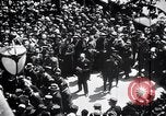 Standbild Charles Lindbergh Paris Frankreich, 1927, aus Sekunde 32 historischem Filmmaterial Videoclip 65675031333