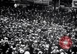 Standbild Charles Lindbergh Paris Frankreich, 1927, aus Sekunde 39 historischem Filmmaterial Videoclip 65675031333