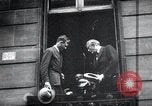 Standbild Charles Lindbergh Paris Frankreich, 1927, aus Sekunde 4 historischem Filmmaterial Videoclip 65675031334