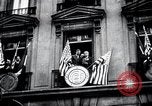 Standbild Charles Lindbergh Paris Frankreich, 1927, aus Sekunde 15 historischem Filmmaterial Videoclip 65675031334