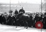 Standbild Charles Lindbergh Paris Frankreich, 1927, aus Sekunde 30 historischem Filmmaterial Videoclip 65675031337