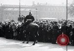 Standbild Charles Lindbergh Paris Frankreich, 1927, aus Sekunde 31 historischem Filmmaterial Videoclip 65675031337