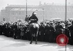 Standbild Charles Lindbergh Paris Frankreich, 1927, aus Sekunde 34 historischem Filmmaterial Videoclip 65675031337