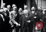 Standbild Charles Lindbergh Paris Frankreich, 1927, aus Sekunde 28 historischem Filmmaterial Videoclip 65675031338
