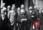 Standbild Charles Lindbergh Paris Frankreich, 1927, aus Sekunde 34 historischem Filmmaterial Videoclip 65675031338