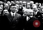 Standbild Charles Lindbergh Paris Frankreich, 1927, aus Sekunde 40 historischem Filmmaterial Videoclip 65675031338