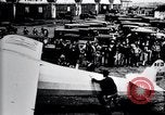 Standbild Charles Lindbergh Curtiss Field New York USA, 1927, aus Sekunde 21 historischem Filmmaterial Videoclip 65675031351