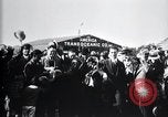 Standbild Charles Lindbergh Curtiss Field New York USA, 1927, aus Sekunde 31 historischem Filmmaterial Videoclip 65675031351