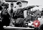 Standbild Adolf Hitler an der Sammlung und Parade Deutschland, 1939, aus Sekunde 3 historischem Filmmaterial Videoclip 65675031407