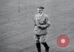 Standbild Adolf Hitler an der Sammlung und Parade Deutschland, 1939, aus Sekunde 6 historischem Filmmaterial Videoclip 65675031407