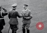 Standbild Adolf Hitler an der Sammlung und Parade Deutschland, 1939, aus Sekunde 10 historischem Filmmaterial Videoclip 65675031407