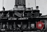 Immagine di Charles Lindbergh riceve una medaglia a New York New York City USA, 1927, secondo 11 filmato di repertorio 65675031416