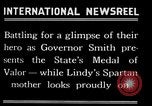 Image Charles Lindbergh reçoit New York Médaille de la vaillance New York United States USA, 1927, de la seconde 46 séquences d'archives historiques vidéo 65675031418