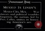 Standbild Charles Lindbergh Mexico City Mexiko, 1927, aus Sekunde 7 historischem Filmmaterial Videoclip 65675031425